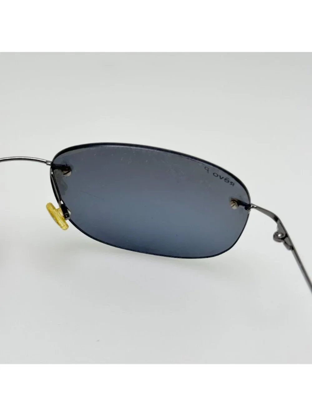 Revo Sunglasses 3039 080/9V Polarized Italy 57-18-120 Read Description
